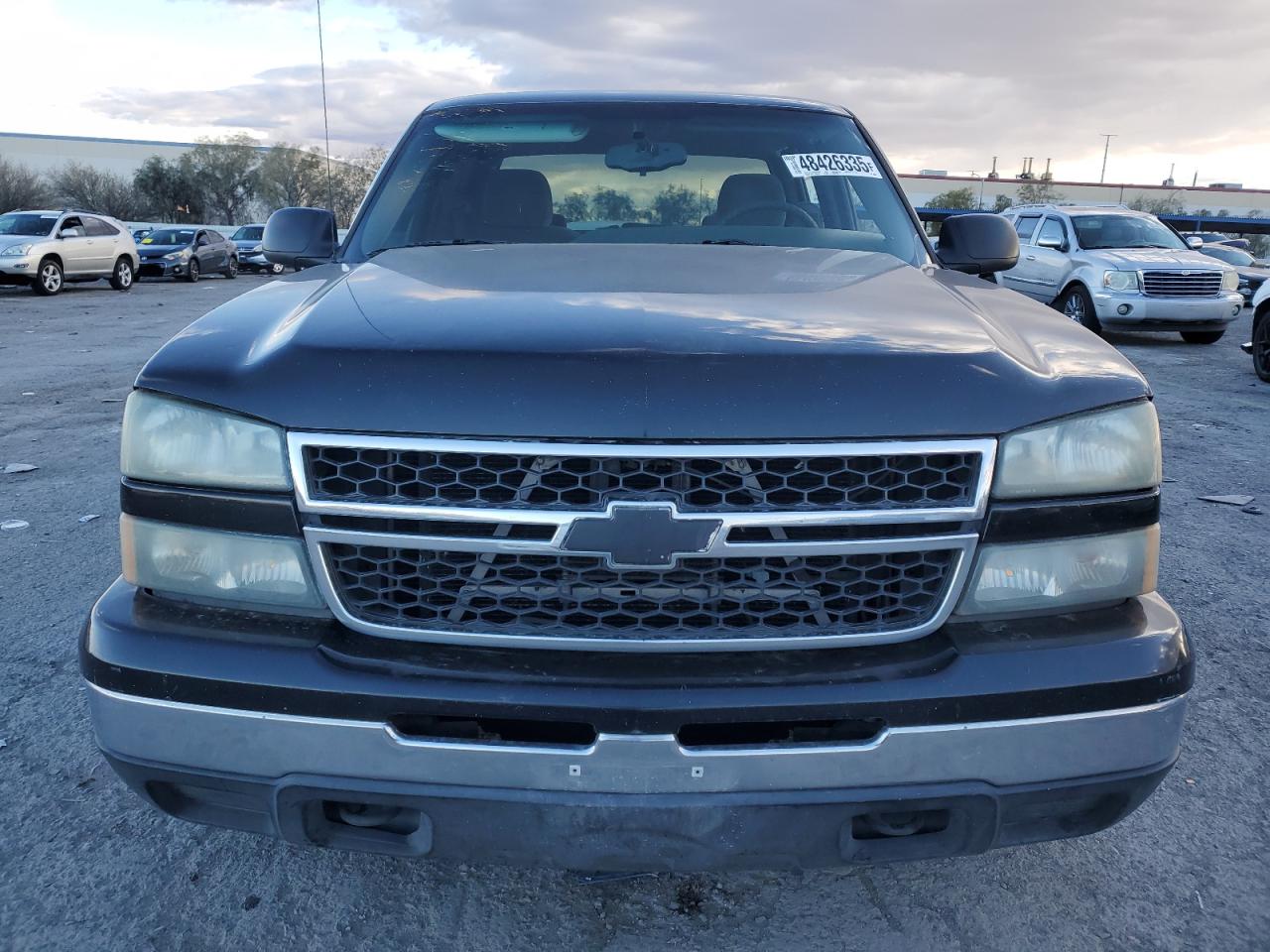 2007 Chevrolet Silverado - Image 5