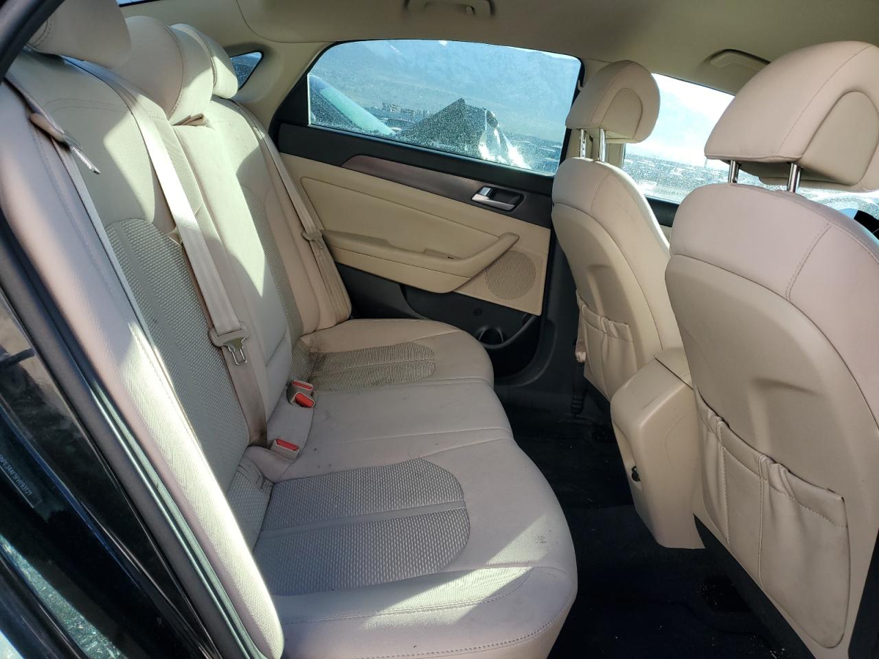 2015 Hyundai Sonata - Image 10