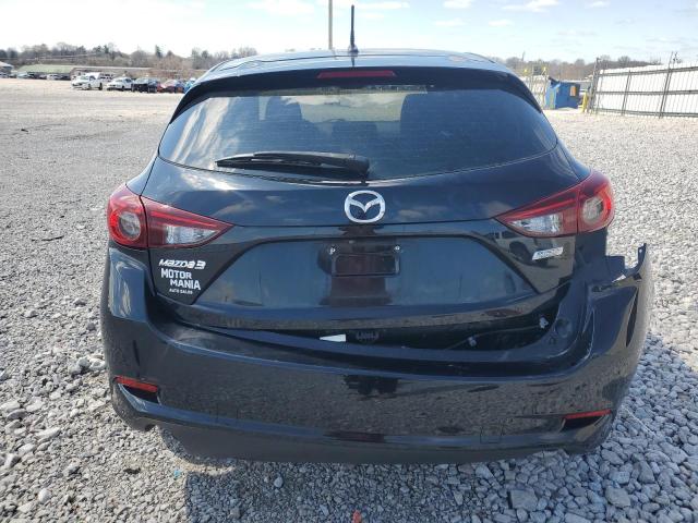  MAZDA 3 2018 Czarny