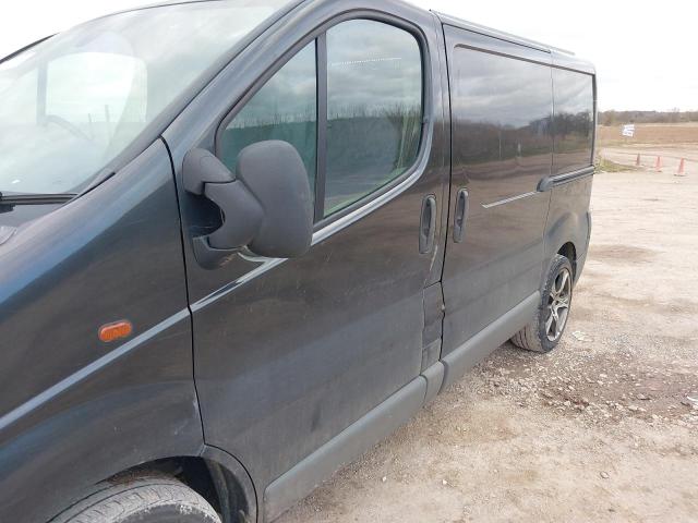 2008 VAUXHALL VIVARO 270