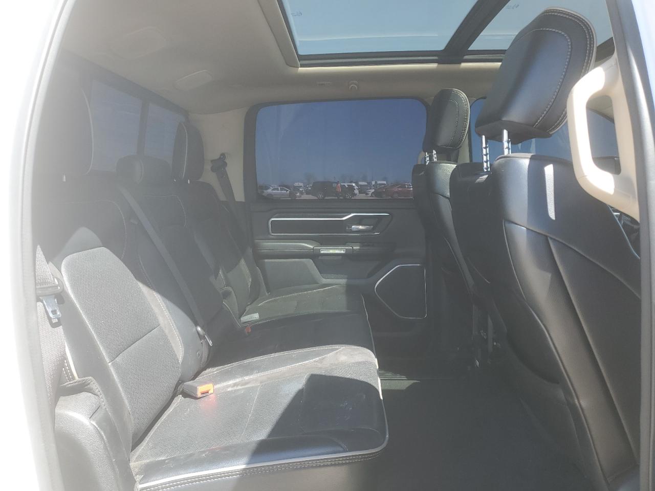 2021 RAM 1500 - Image 11