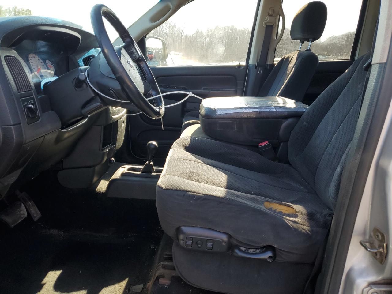 2005 Dodge RAM - Image 7
