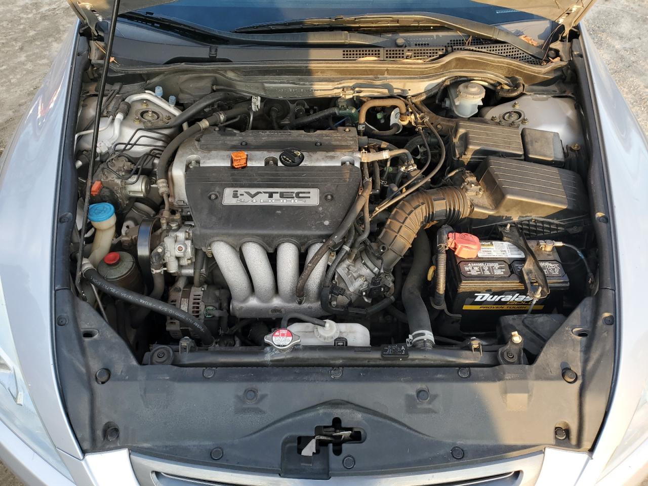 2005 Honda Accord - Image 11