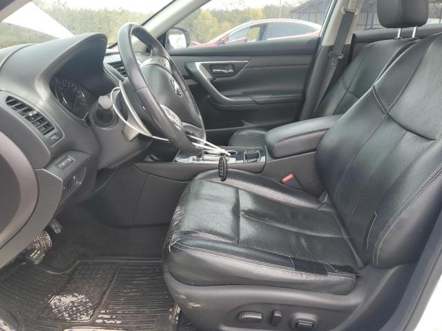 Sedans NISSAN ALTIMA 2016 Biały