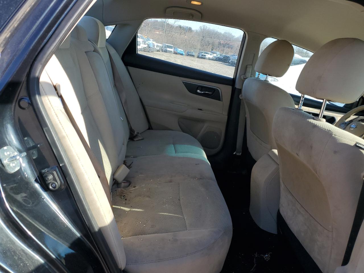 2015 Nissan Altima - Image 10