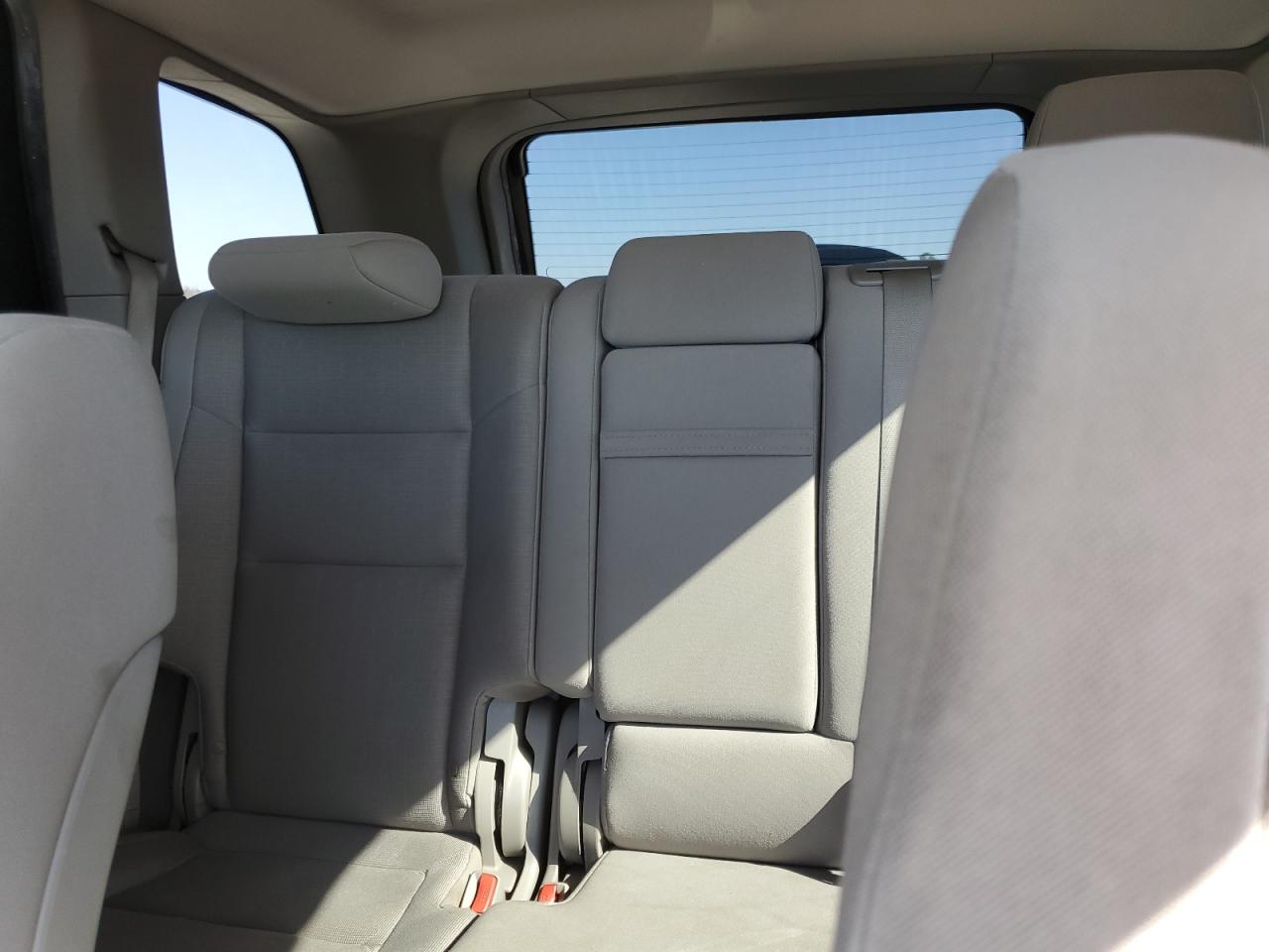 2012 Jeep Grand Cherokee - Image 10