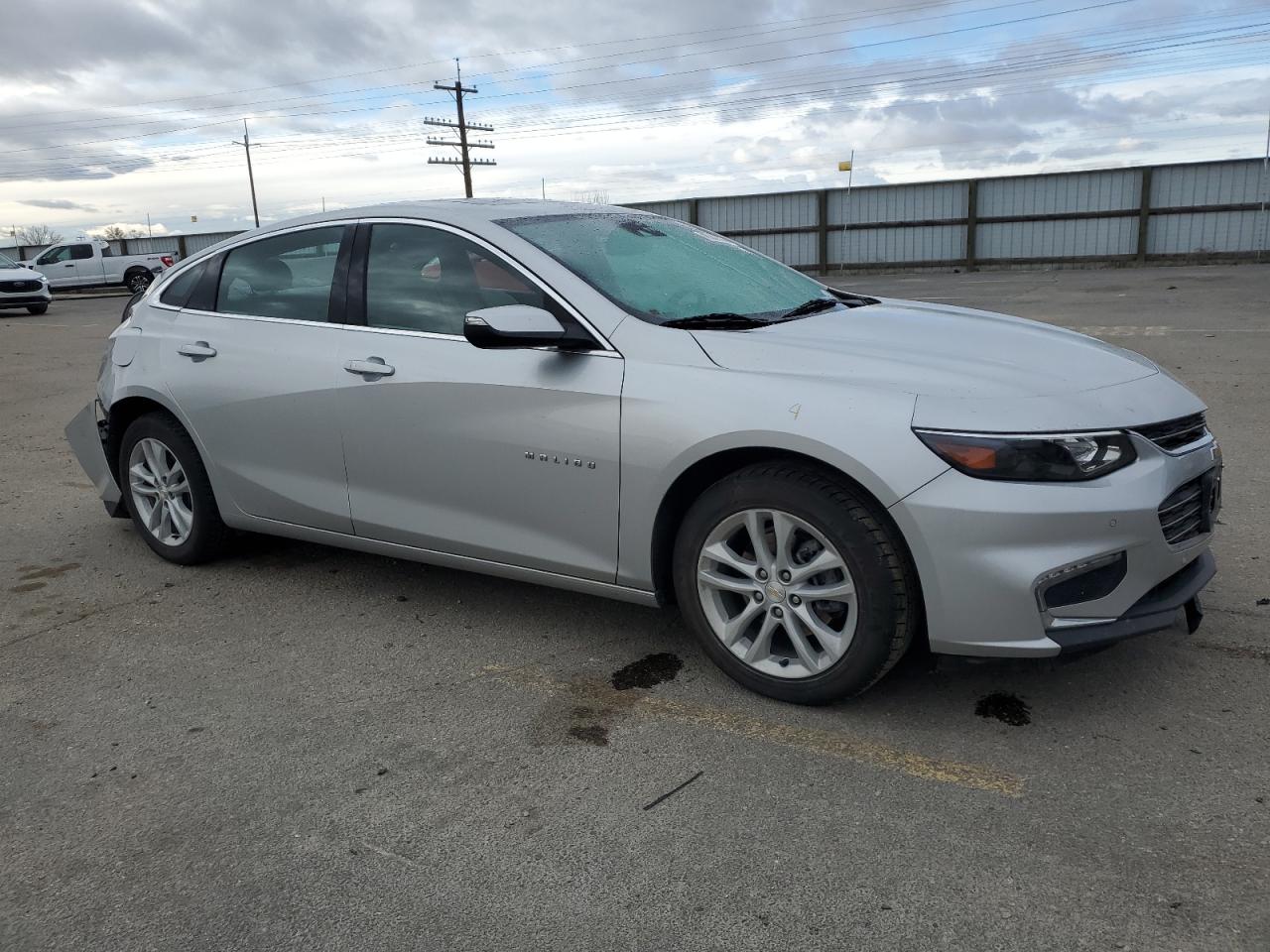 2016 Chevrolet Malibu - Image 4