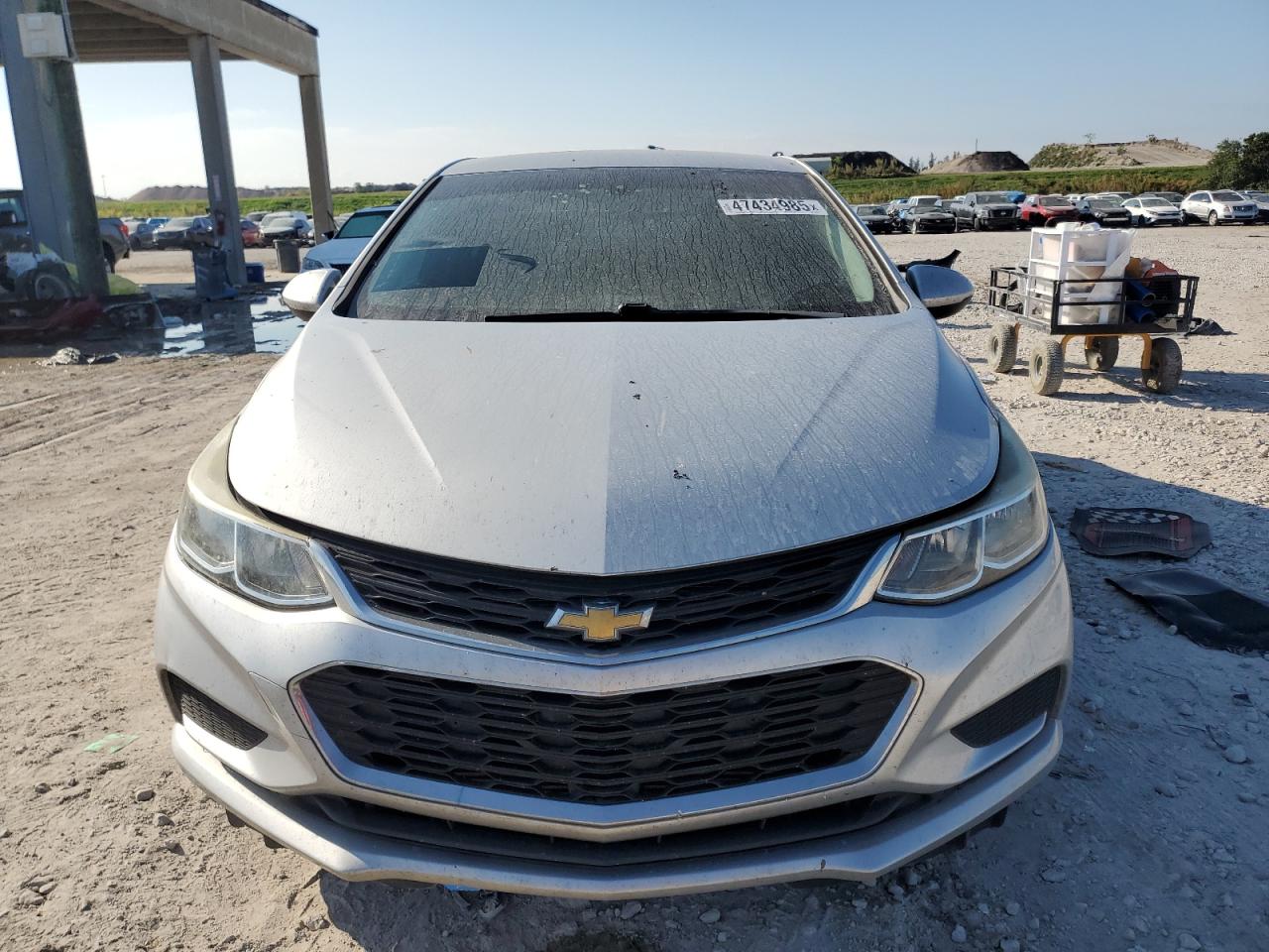2017 Chevrolet Cruze - Image 5