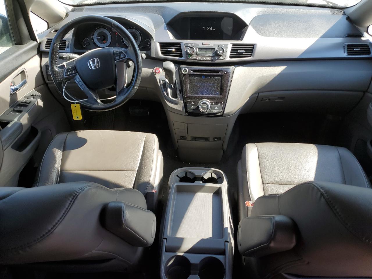 2015 Honda Odyssey - Image 8
