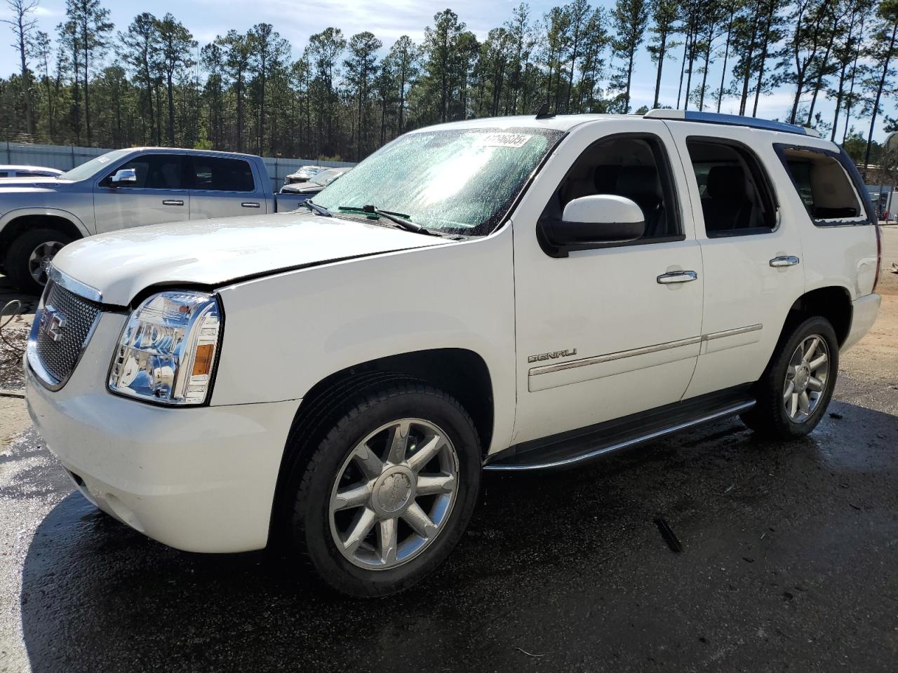 2011 GMC Yukon - Image 1