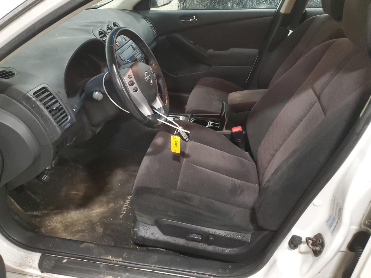 2009 Nissan Altima - Image 7