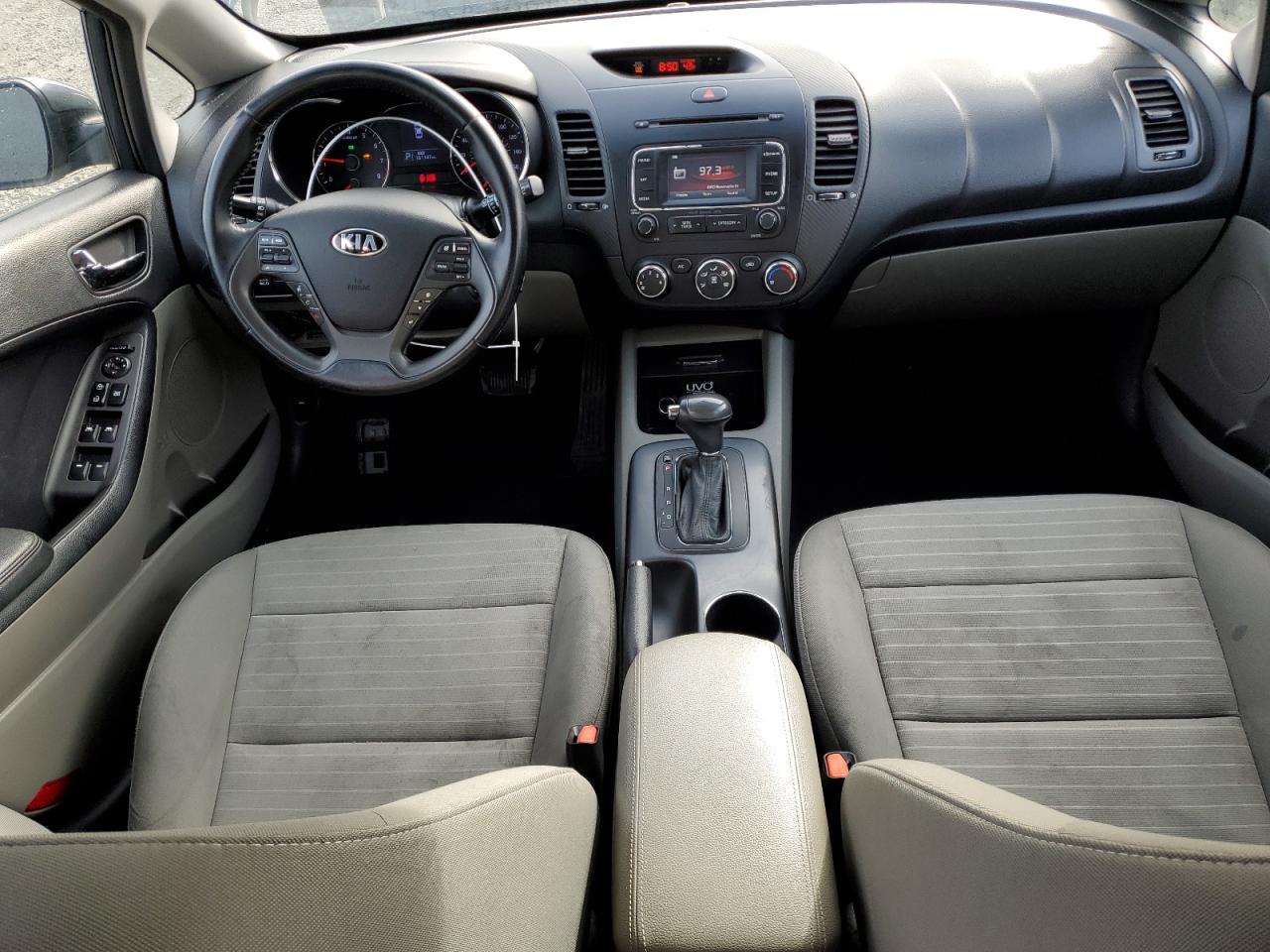 2015 Kia Forte - Image 8