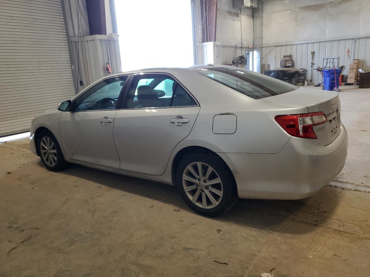 2014 Toyota Camry - Image 2