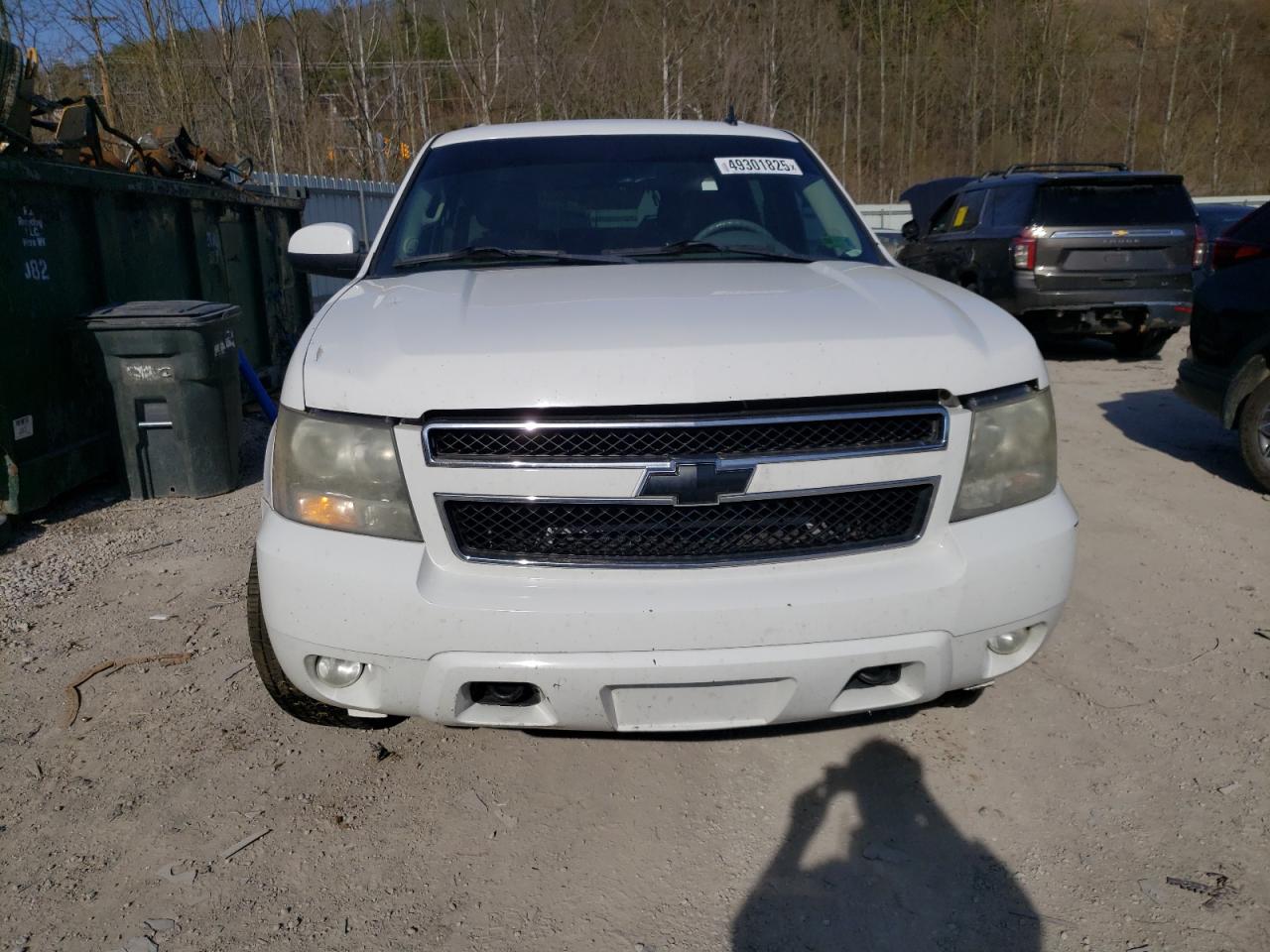2010 Chevrolet Suburban - Image 5