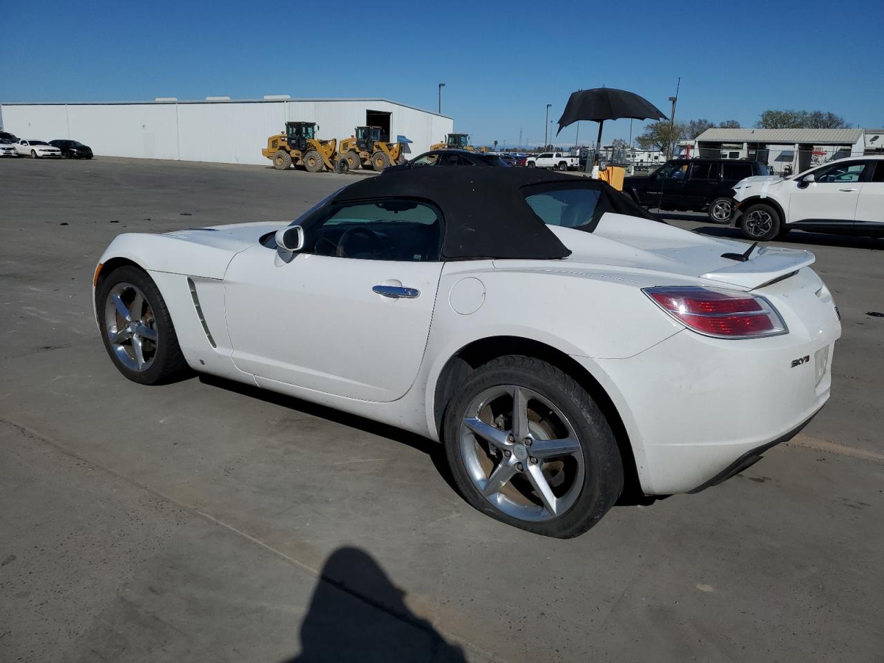 2007 Saturn Sky - Image 2