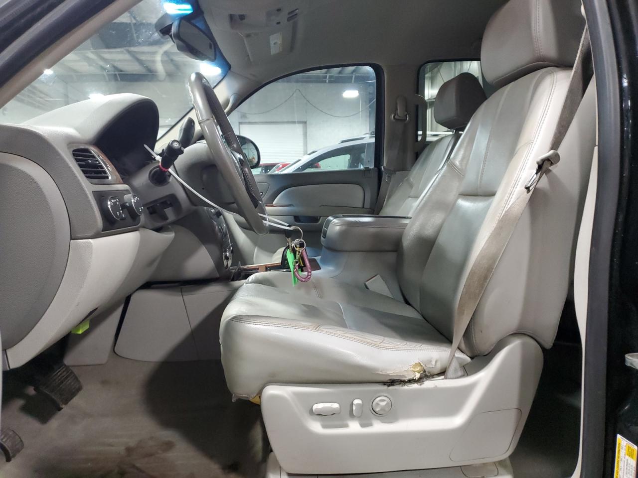 2007 Chevrolet Tahoe - Image 7