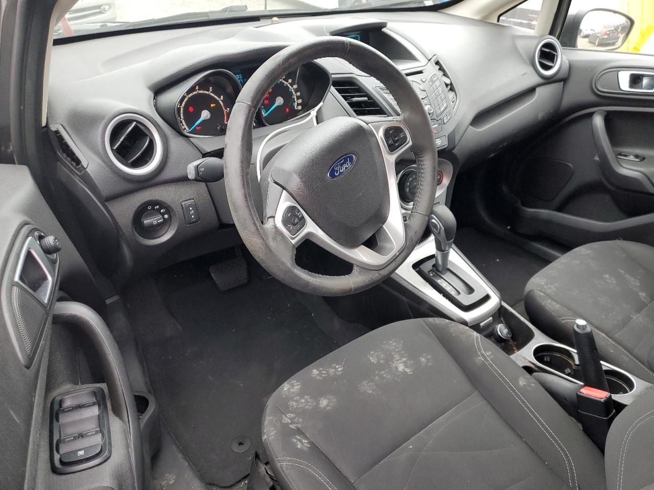 2016 Ford Fiesta - Image 8