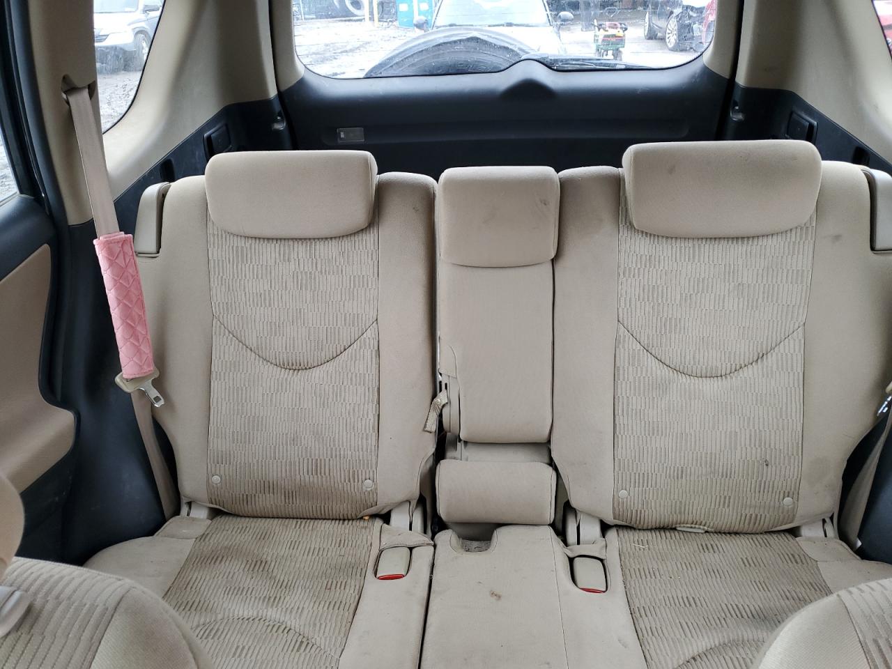 2011 Toyota RAV 4 - Image 10