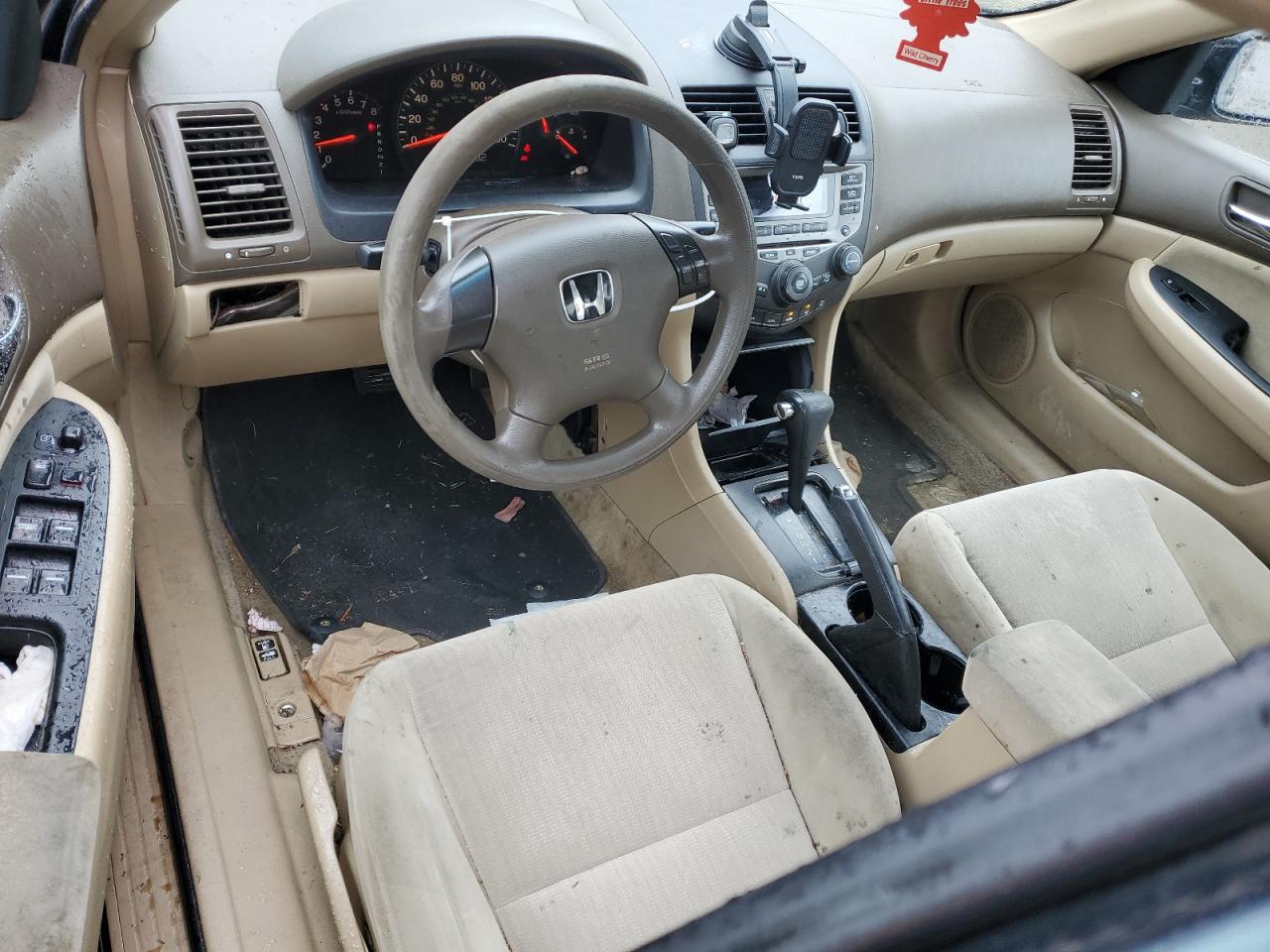2004 Honda Accord - Image 8