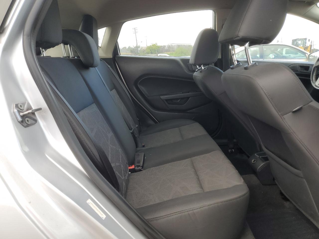2013 Ford Fiesta Se VIN: 0LDL0T46545565 Lot: 50397385