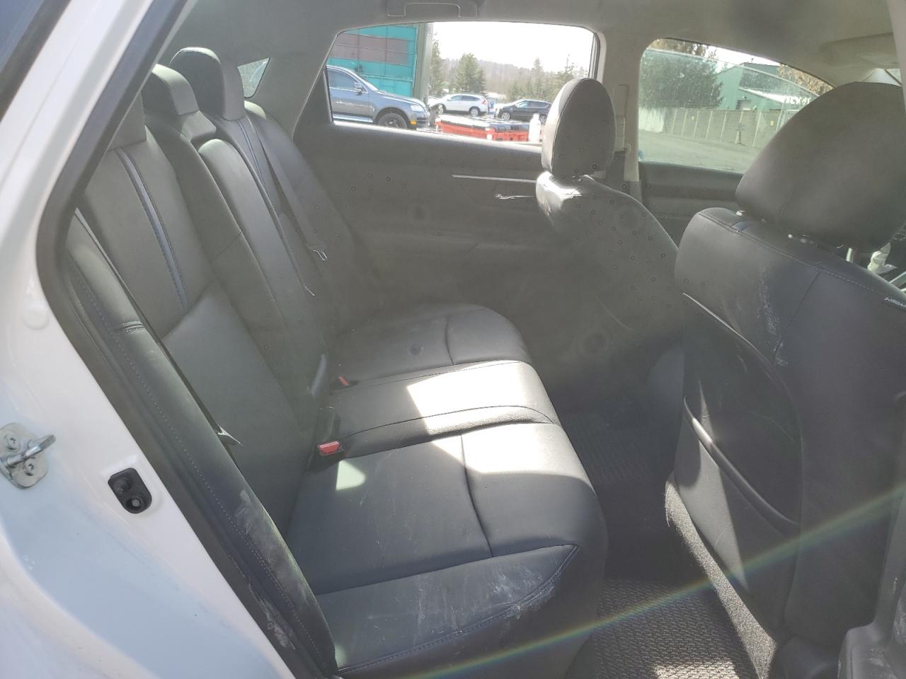 2018 Nissan Altima - Image 10