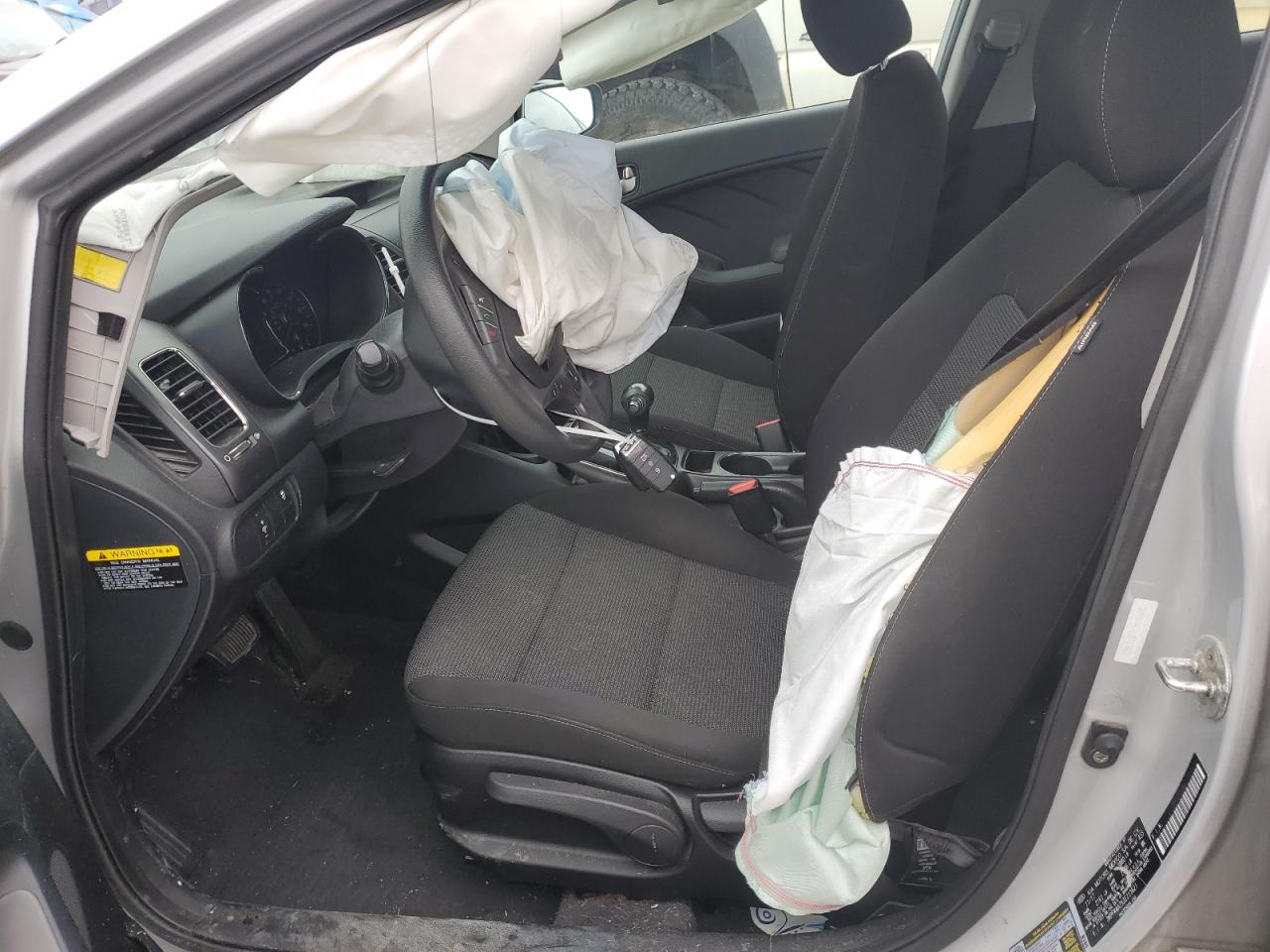 2018 Kia Forte - Image 7