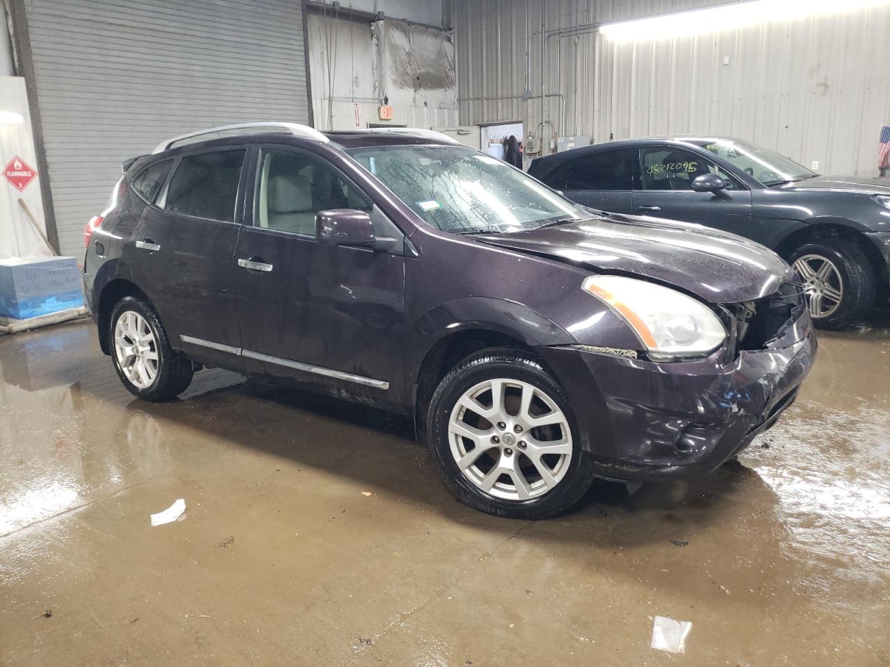 2012 Nissan Rogue - Image 4