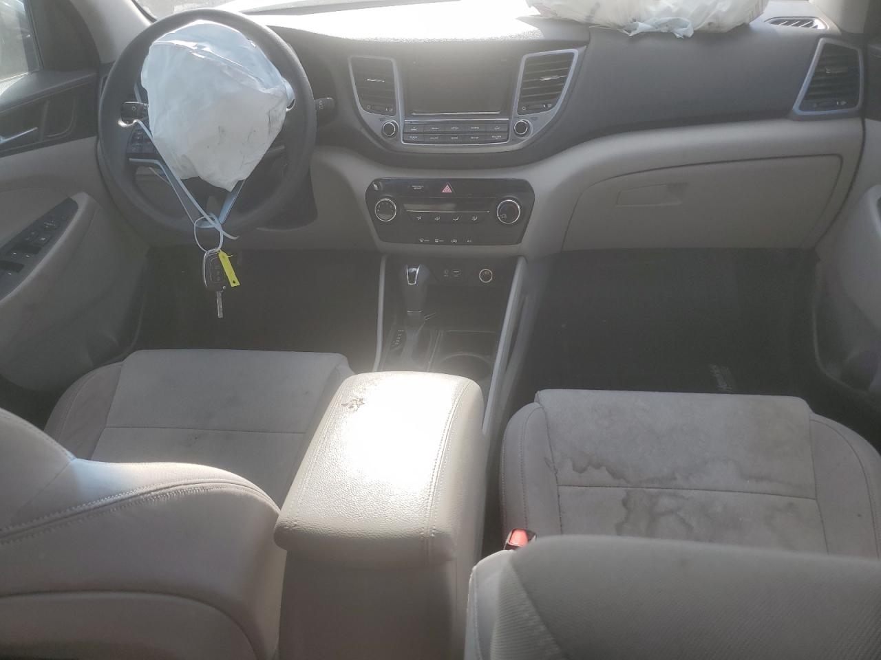 2016 Hyundai Tucson - Image 8