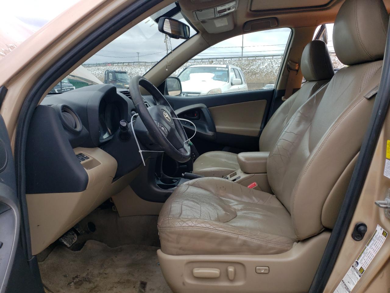 2010 Toyota RAV 4 - Image 7