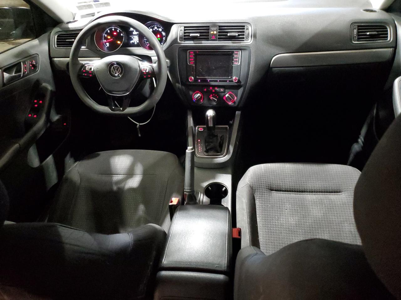 2016 Volkswagen Jetta - Image 8