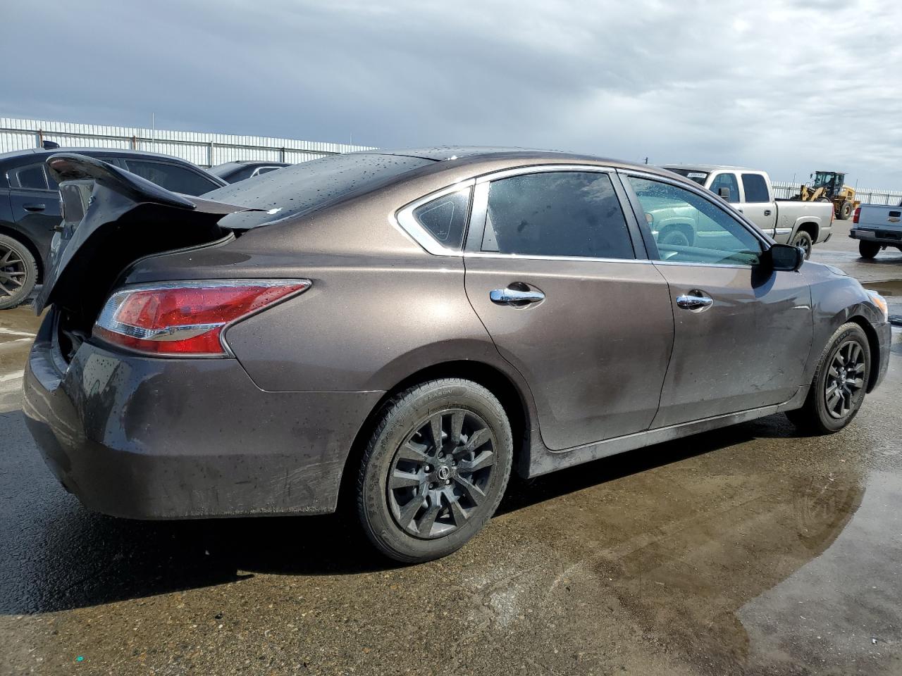 2015 Nissan Altima - Image 3