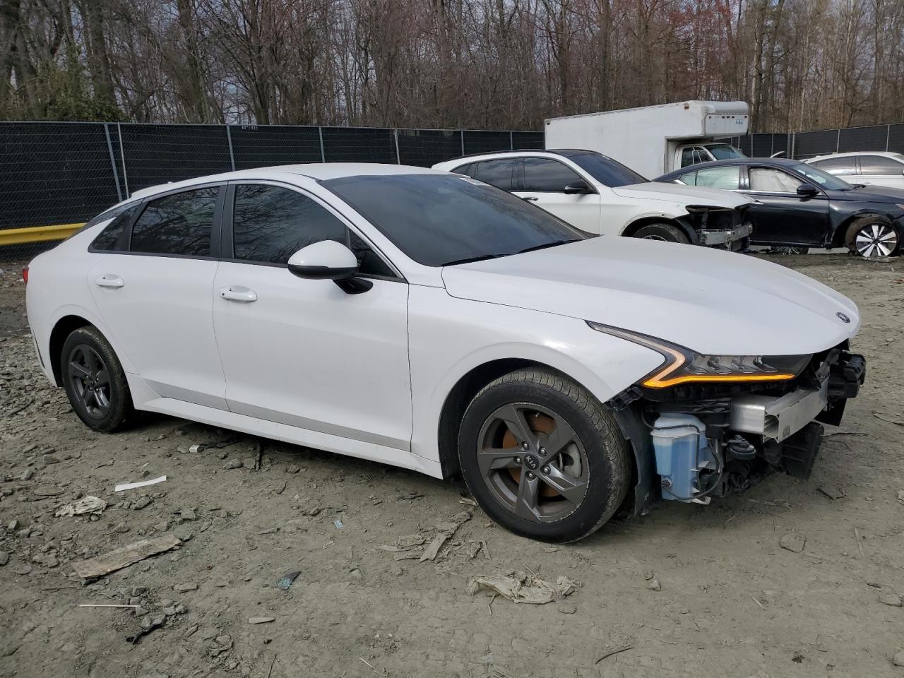 2021 Kia K5 - Image 4