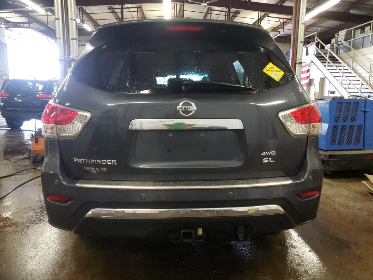 2013 Nissan Pathfinder - Image 6