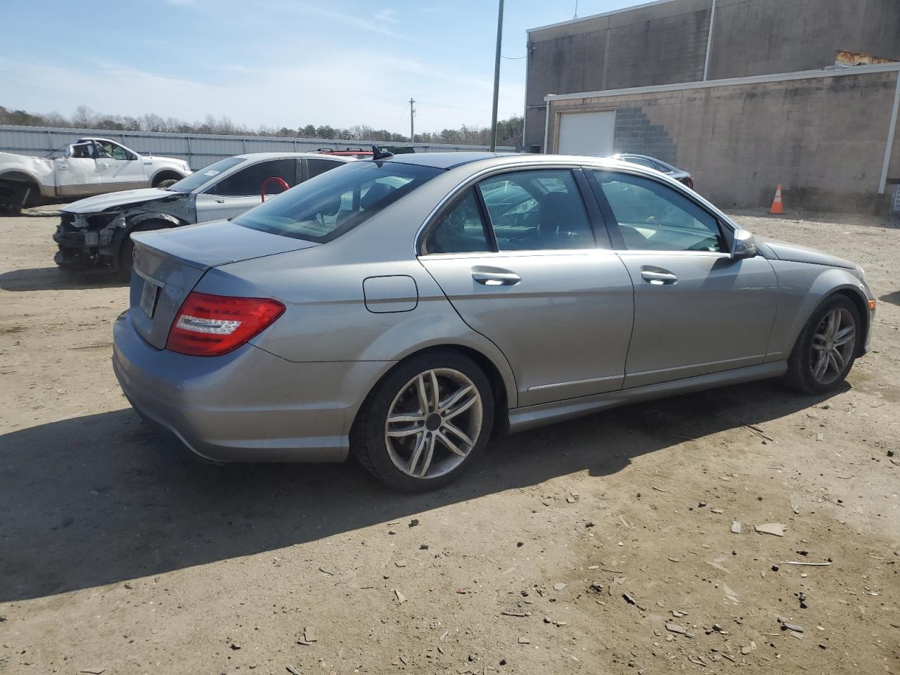 2014 Mercedes-Benz C-klasse - Image 3