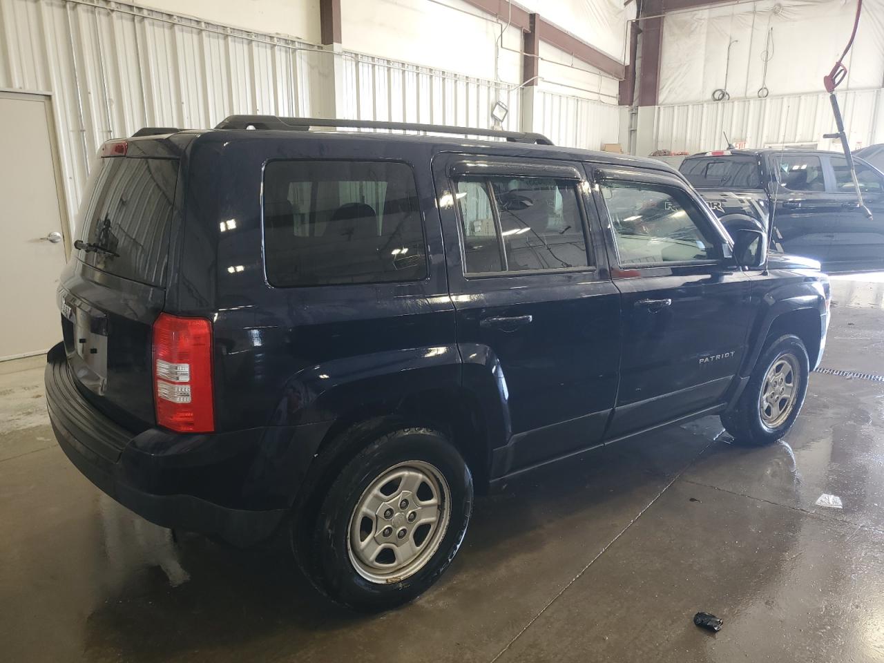 2015 Jeep Liberty (Patriot) - Image 3