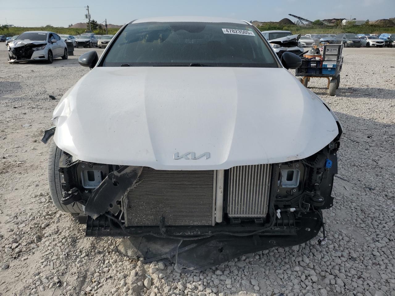 2023 Kia K5 - Image 5