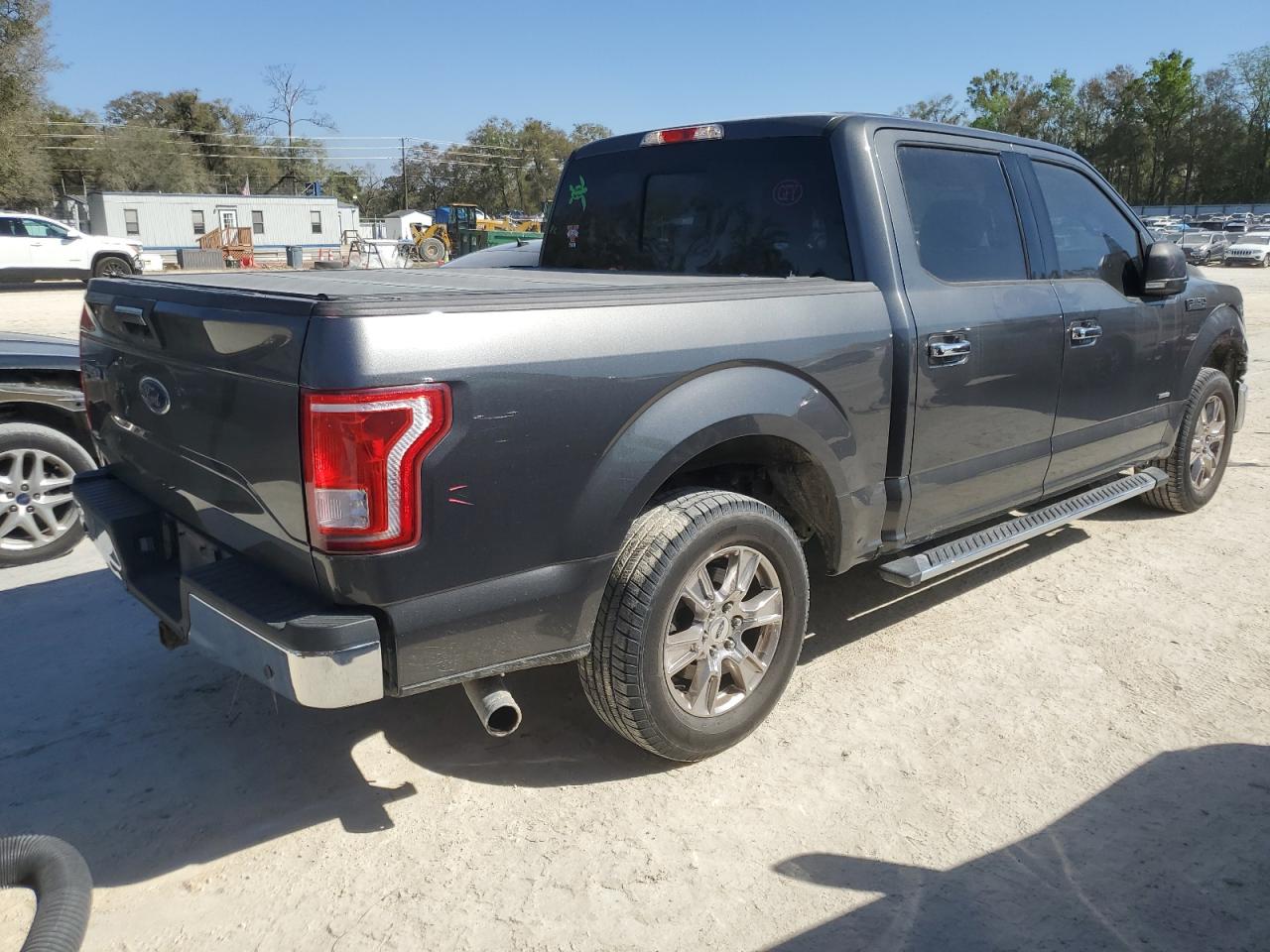 2017 Ford F-150 - Image 3