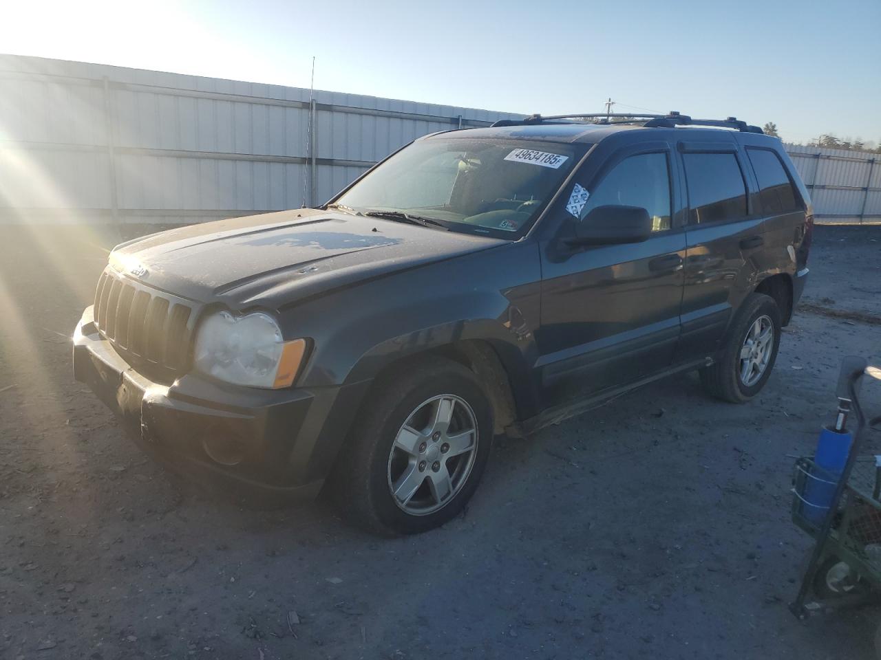 2005 Jeep Grand Cherokee - Image 1