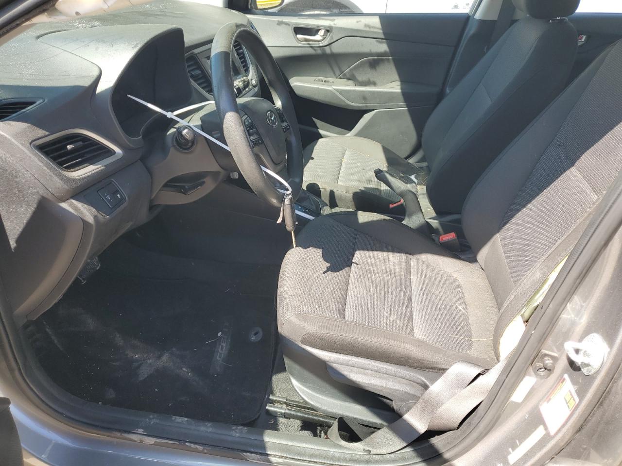 2022 Hyundai Accent - Image 7