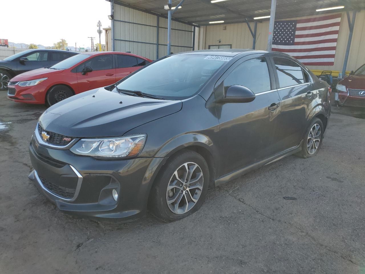2017 Chevrolet Sonic Lt للبيع في Phoenix، AZ - Rear End