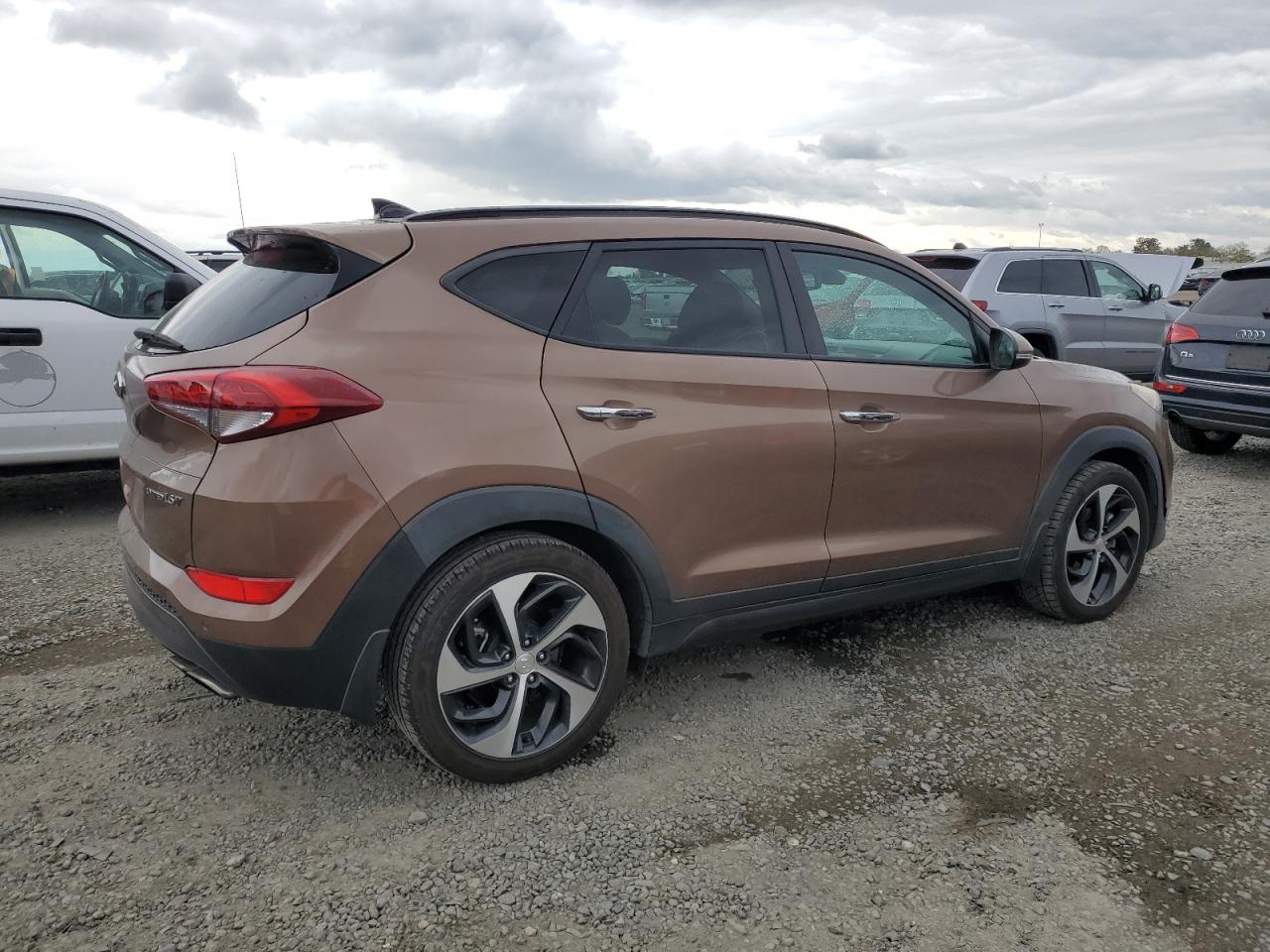 2016 Hyundai Tucson - Image 3