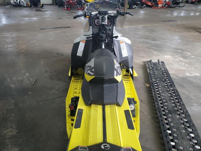 2016 SKIDOO XRS