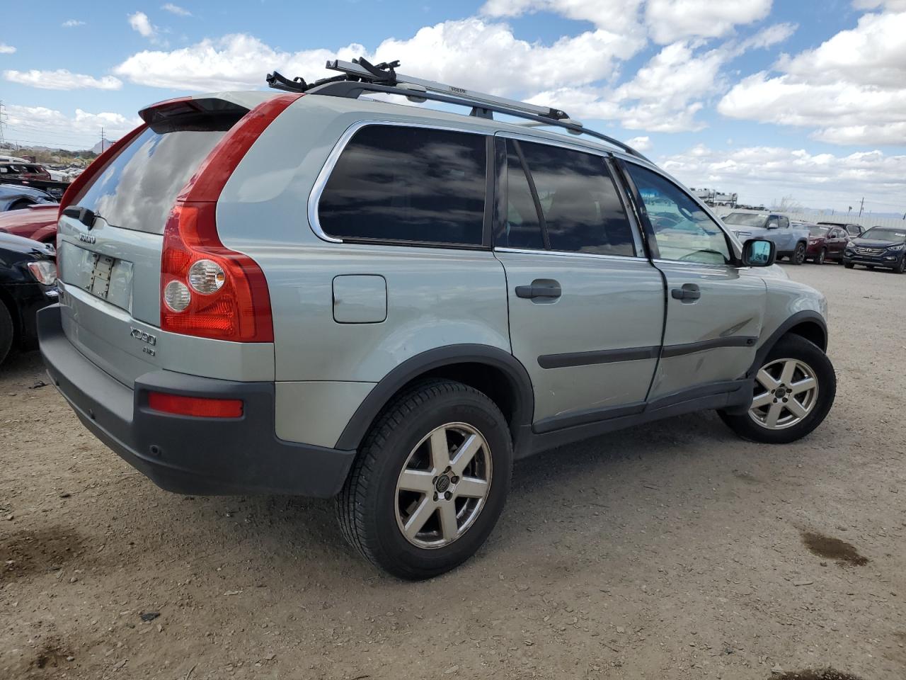 2004 Volvo XC90 - Image 3