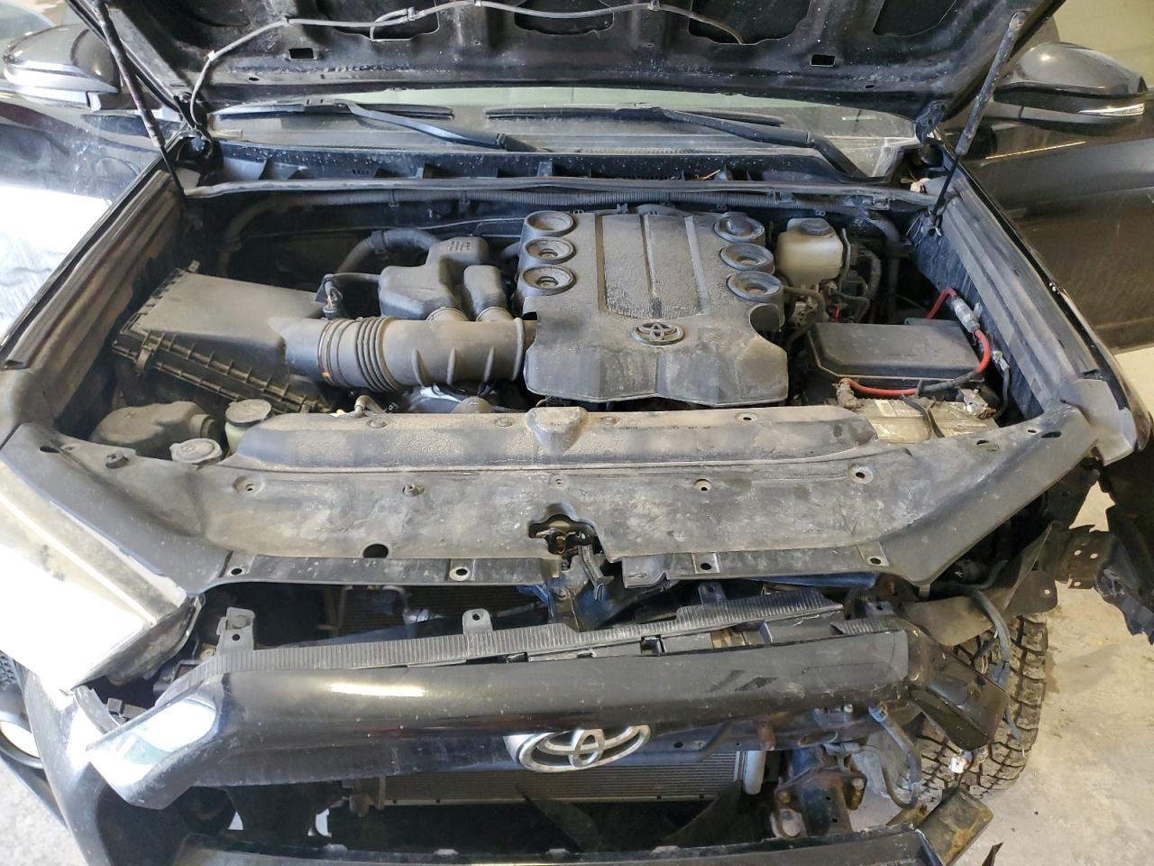 2014 Toyota 4Runner - Image 12
