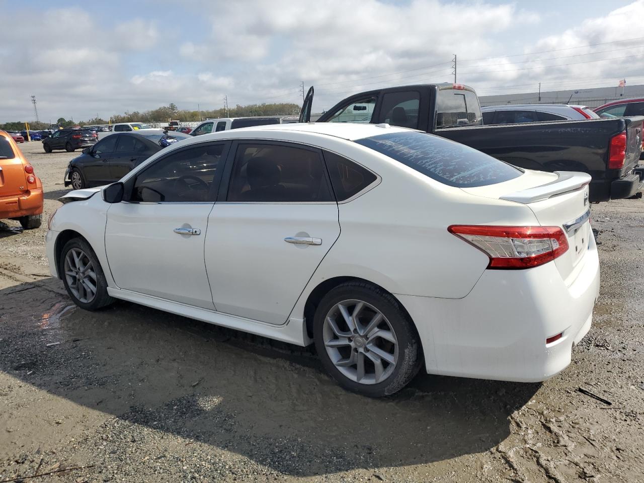 2013 Nissan Sentra - Image 2