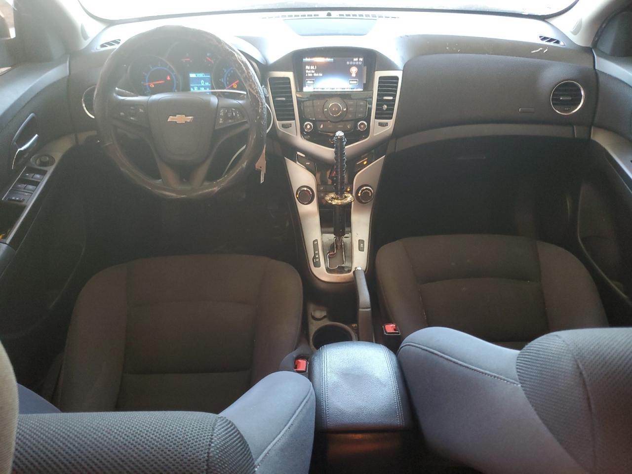 2015 Chevrolet Cruze - Image 8