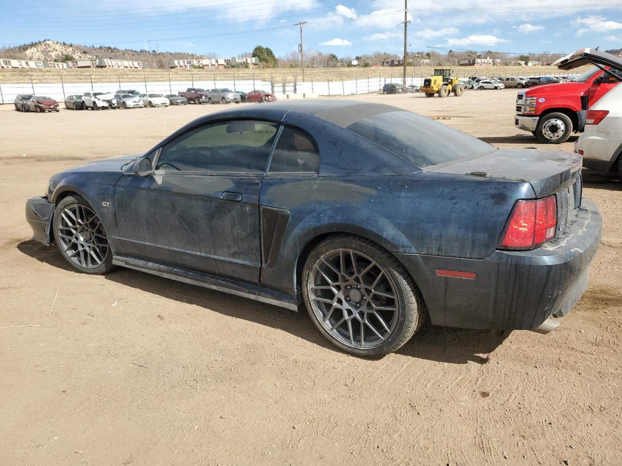 2000 Ford Mustang - Image 2