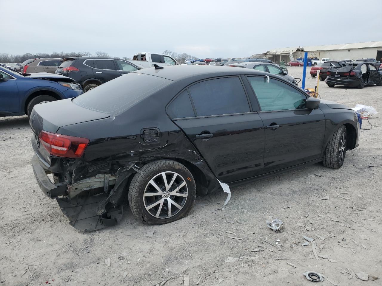 2016 Volkswagen Jetta - Image 3