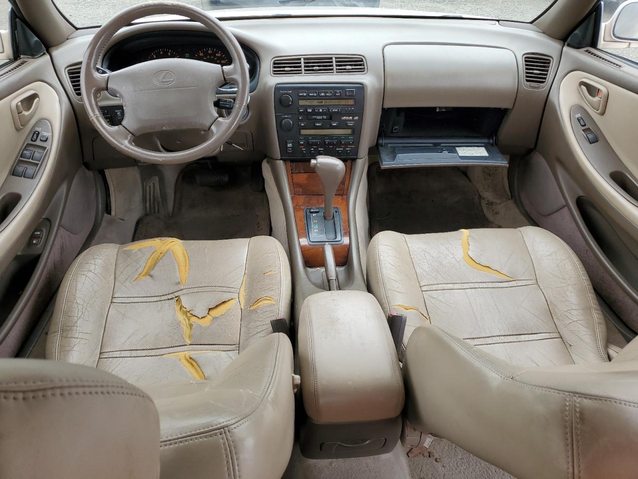 1996 Lexus ES - Image 8