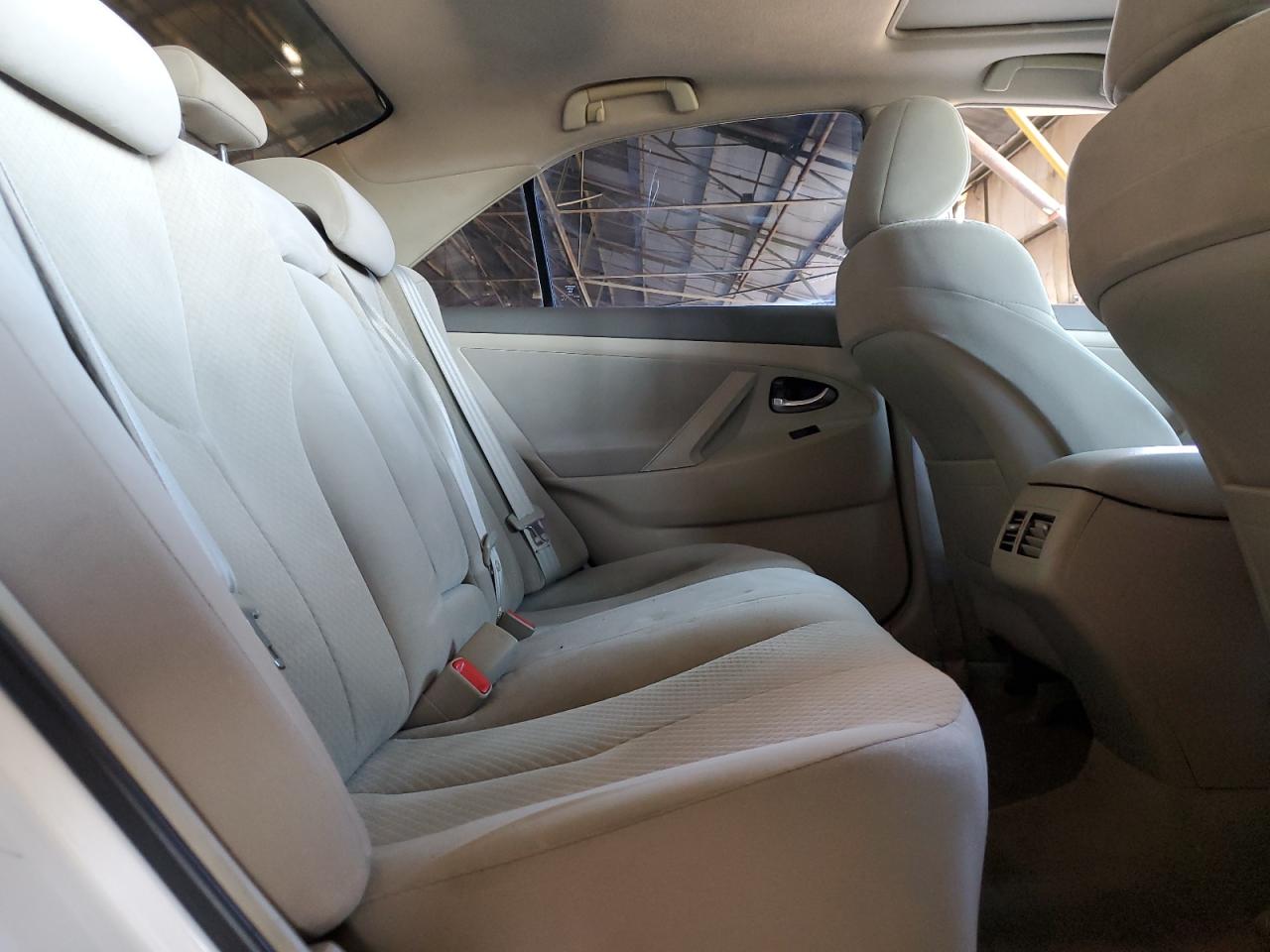 2008 Toyota Camry - Image 10